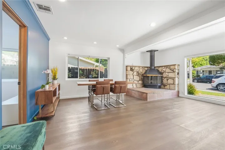 Mainhouse - Dining area