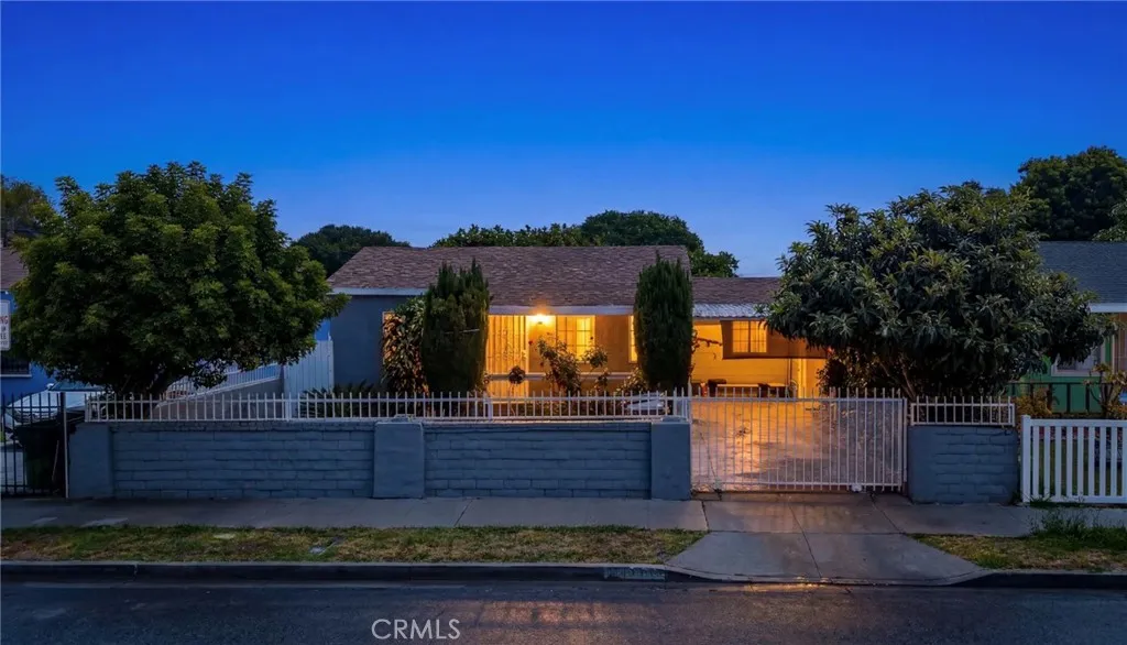 Photos have been digitally enhanced and may include virtual decluttering. Certain personal items and furniture have been removed from images for presentation purposes.