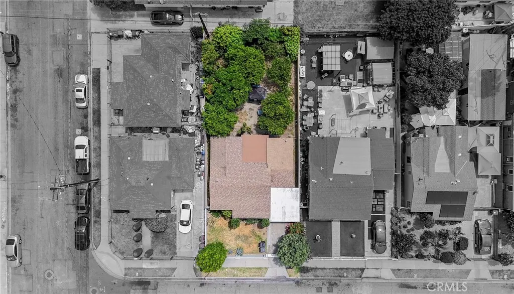 Photos have been digitally enhanced and may include virtual decluttering. Certain personal items and furniture have been removed from images for presentation purposes.