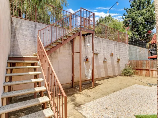 3207 Kenneth, Los Angeles, California 90032