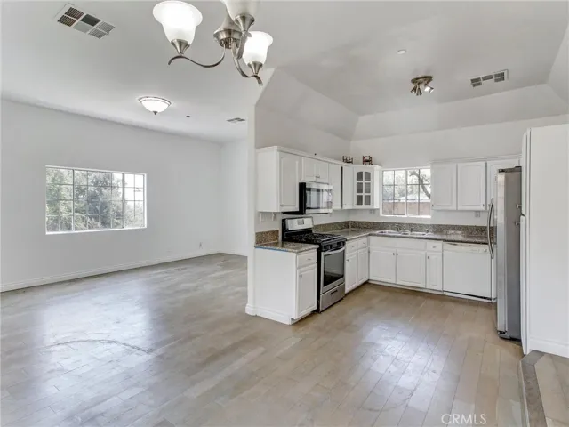 3207 Kenneth, Los Angeles, California 90032