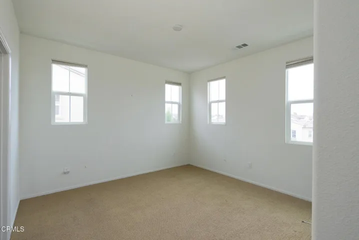 174 Prairie St-18