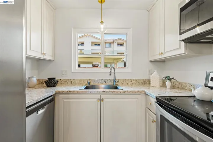 21065 Baker Road, Castro Valley, California 94546