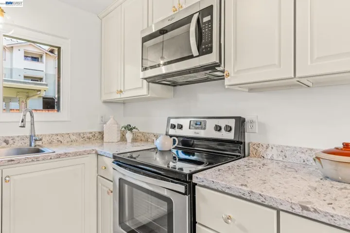 21065 Baker Road, Castro Valley, California 94546