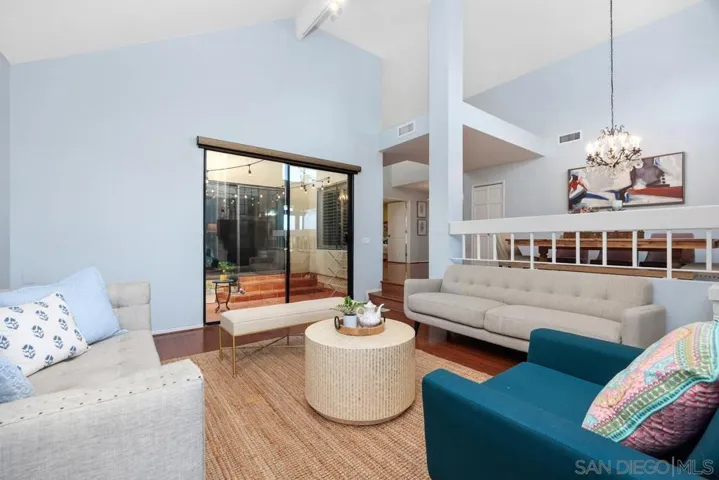 17495 Carnton Way, San Diego, California 92128