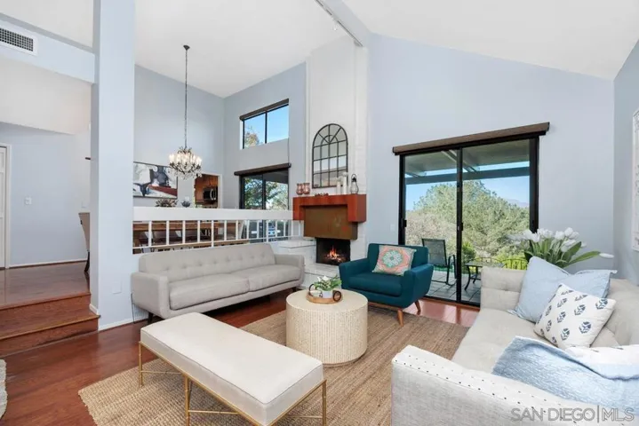 17495 Carnton Way, San Diego, California 92128