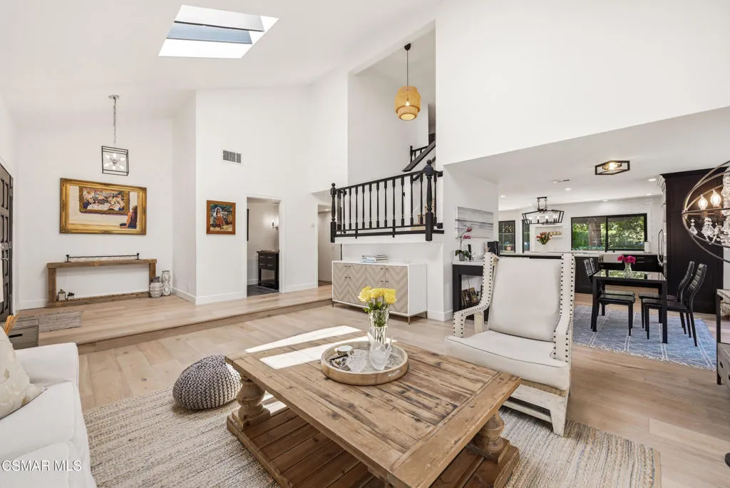 29455 Fountainwood St Agoura Hills-10
