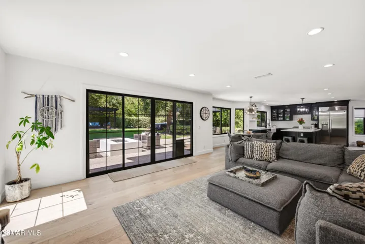 29455 Fountainwood St Agoura Hills-20
