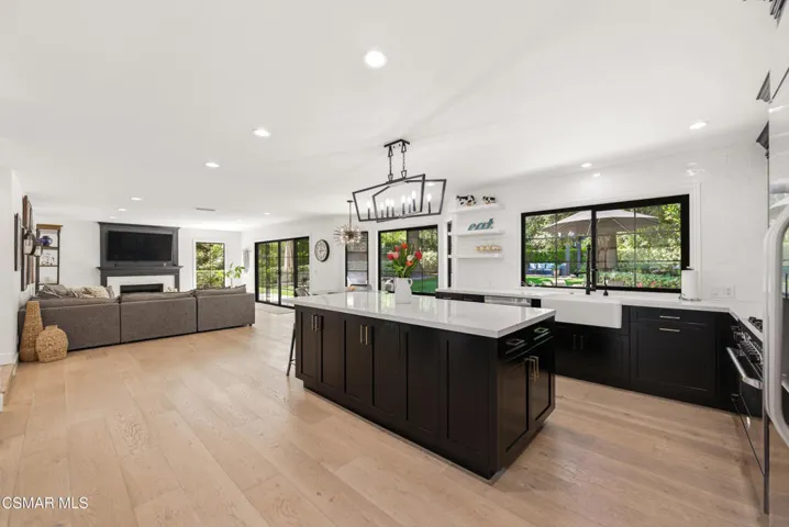 29455 Fountainwood St Agoura Hills-29
