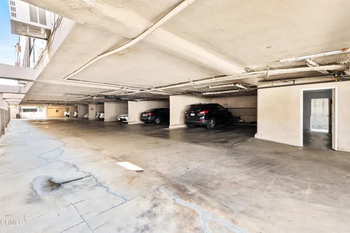 27-27 - 630 E Orange Grove Unit A
