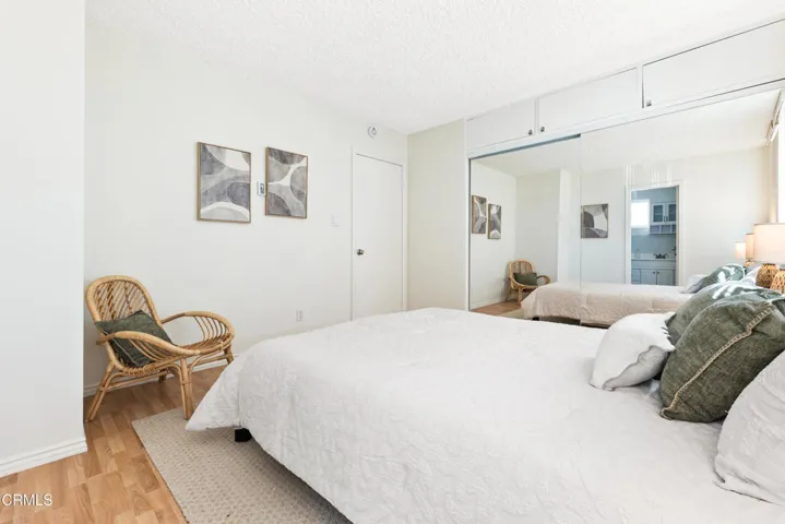 23-23 - 630 E Orange Grove Unit A