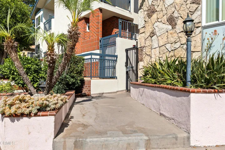 03-03 - 630 E Orange Grove Unit A
