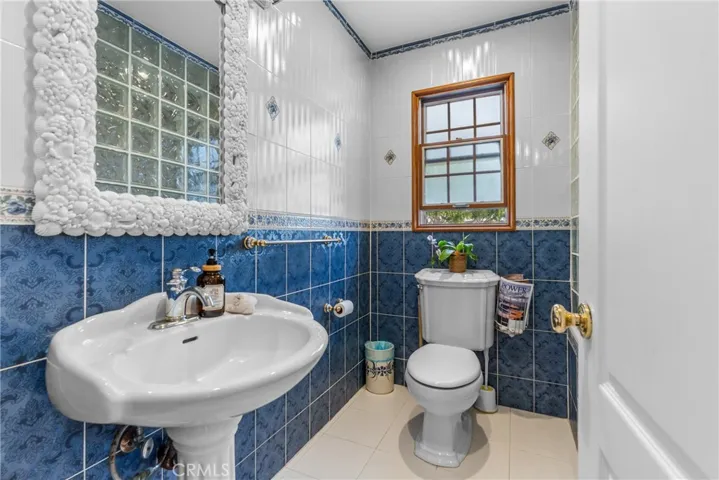 1444 W Bay, Newport Beach, California 92661