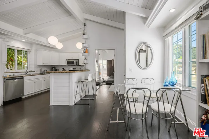 2225 N Cahuenga Boulevard, Los Angeles, California 90068