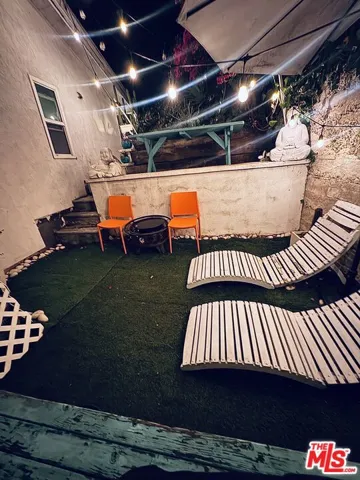 2225 N Cahuenga Boulevard, Los Angeles, California 90068