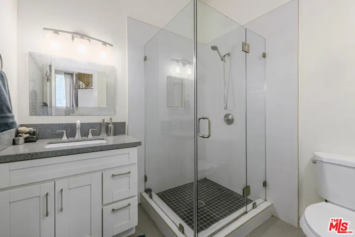 2225 N Cahuenga Boulevard, Los Angeles, California 90068