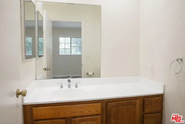 Primary Bedroom ensuite bathro