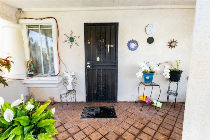 952 Orange Grove, San Fernando, California 91340