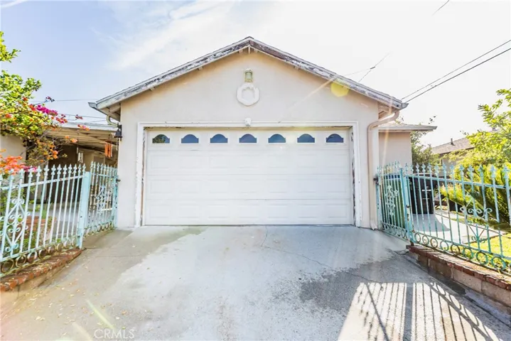 952 Orange Grove, San Fernando, California 91340