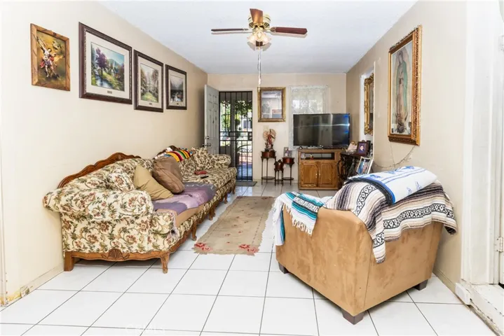 952 Orange Grove, San Fernando, California 91340