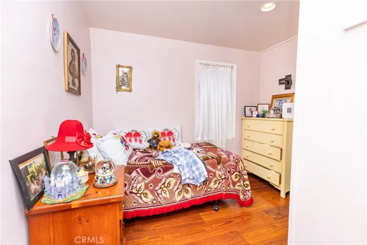 952 Orange Grove, San Fernando, California 91340