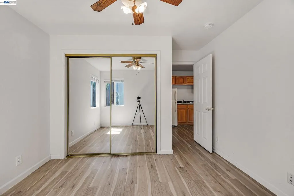 4067 Vineyard Unit 5 Bedroom