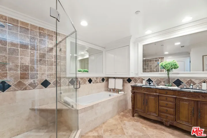 11440 National Boulevard 16, Los Angeles, California 90064
