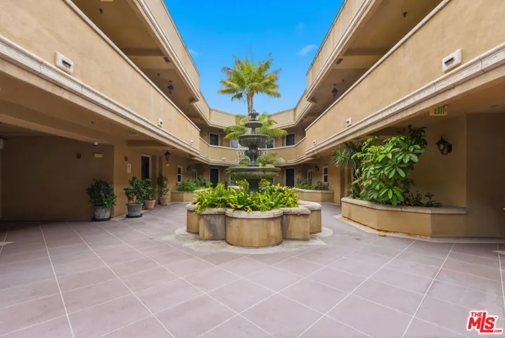 11440 National Boulevard 16, Los Angeles, California 90064