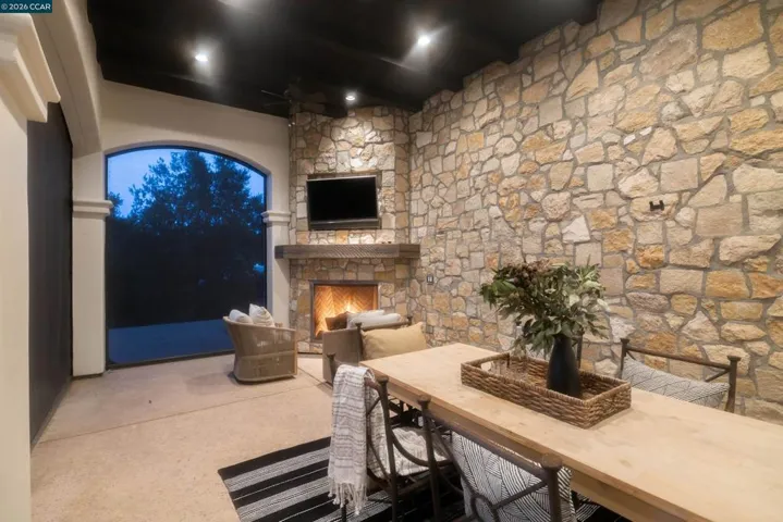 32 Copenhagen Ct, Alamo, California 94507