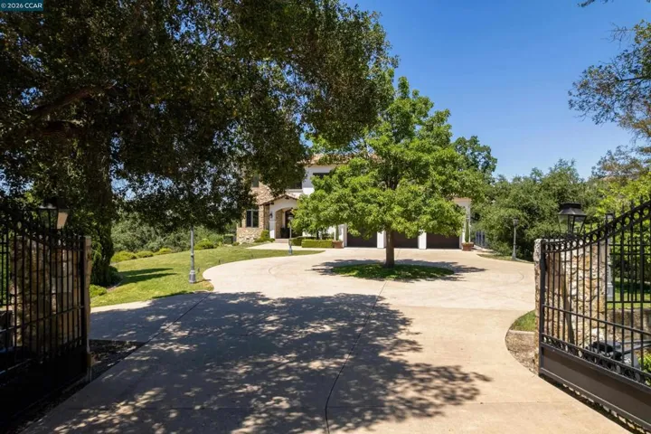 32 Copenhagen Ct, Alamo, California 94507