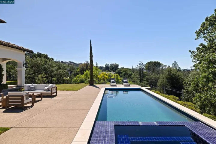32 Copenhagen Ct, Alamo, California 94507