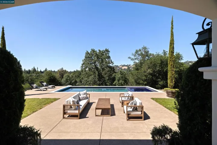 32 Copenhagen Ct, Alamo, California 94507