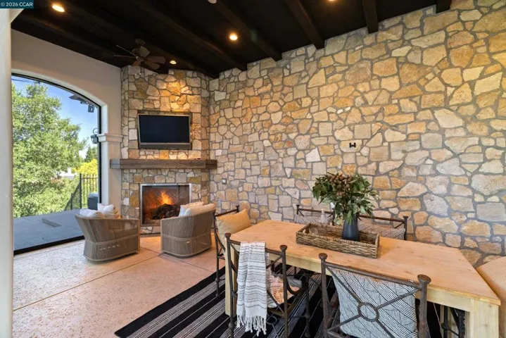 32 Copenhagen Ct, Alamo, California 94507