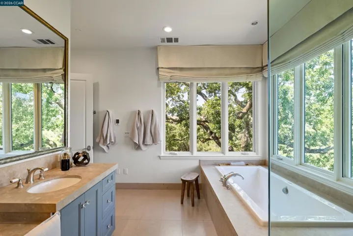 32 Copenhagen Ct, Alamo, California 94507
