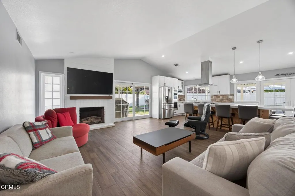 Spacious Family Room
