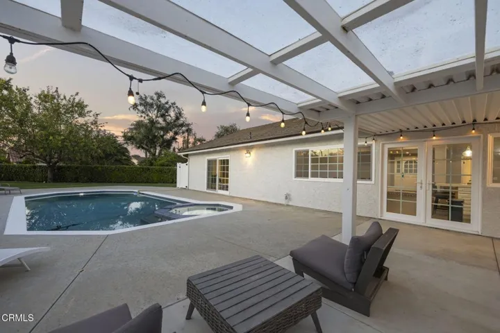 Pool & Covered Patio