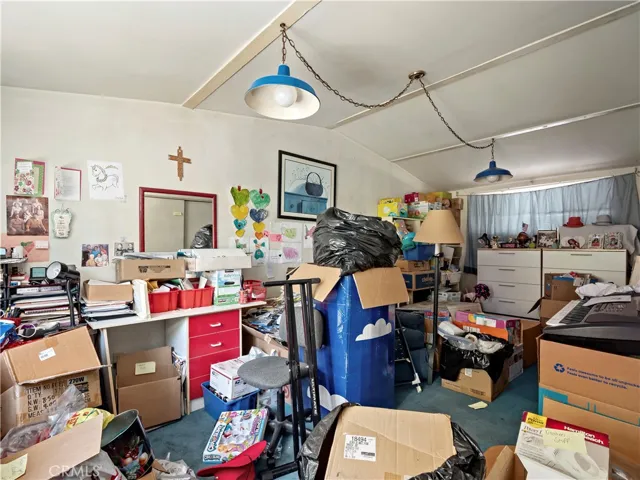 Bonusroom connected to Primary BEdroom