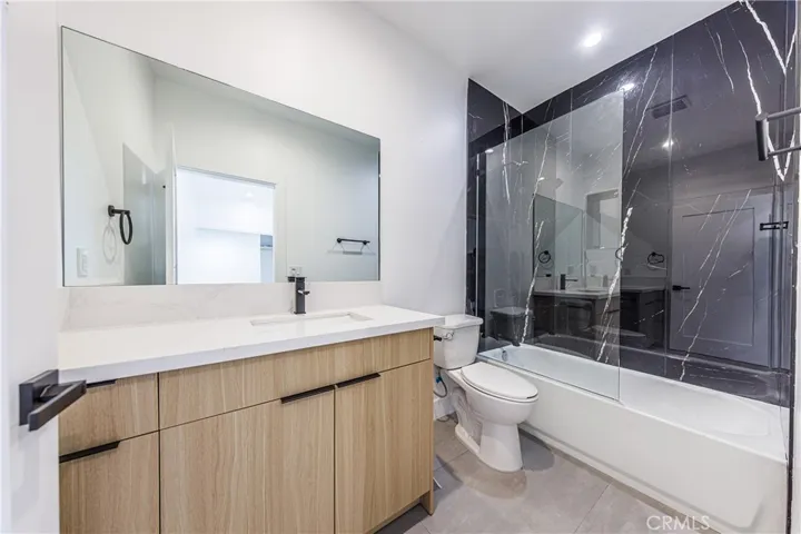 1063 S Corning Street, Los Angeles, California 90035