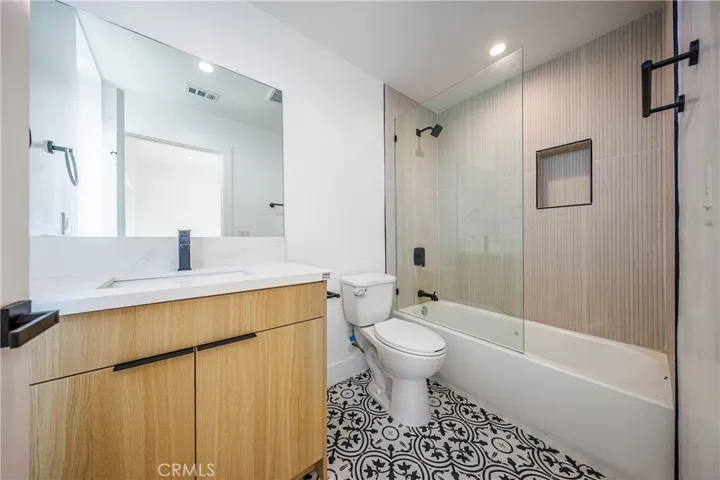 1063 S Corning Street, Los Angeles, California 90035