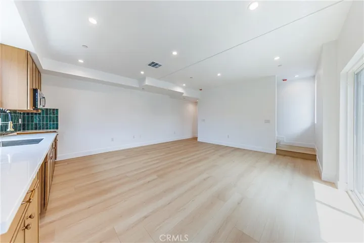 1063 S Corning Street, Los Angeles, California 90035
