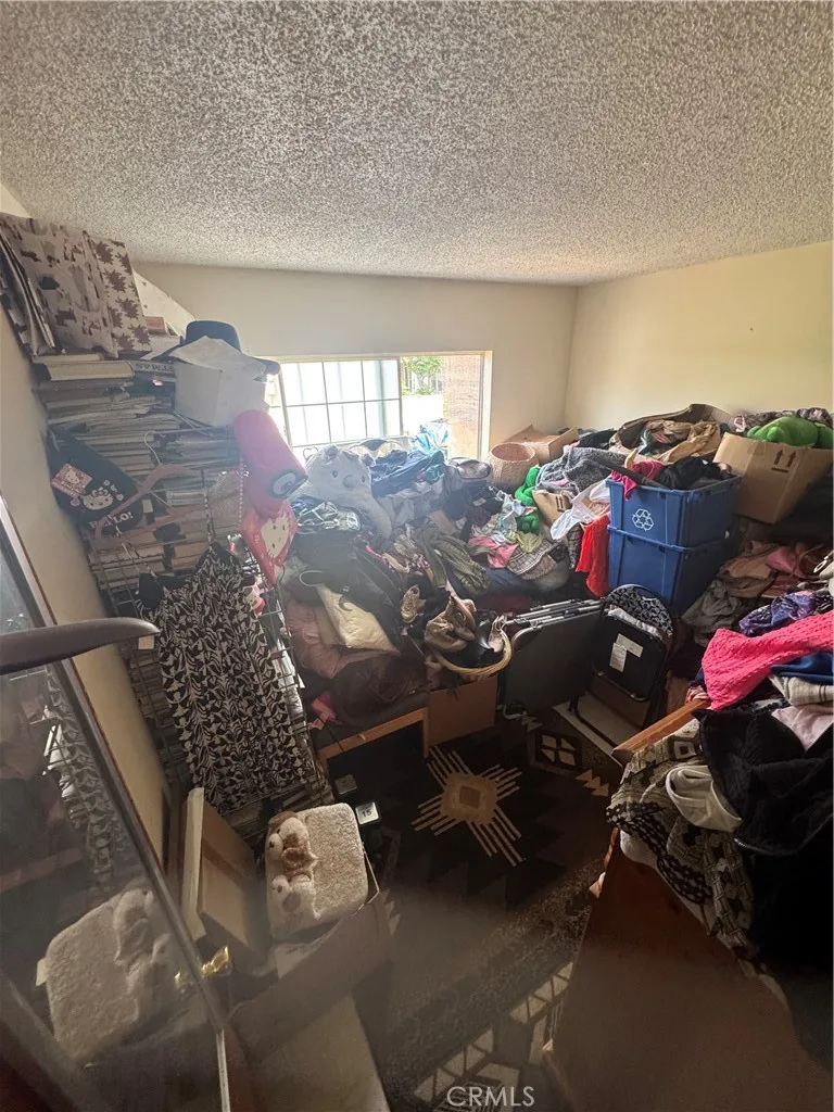 2 bed bedroom