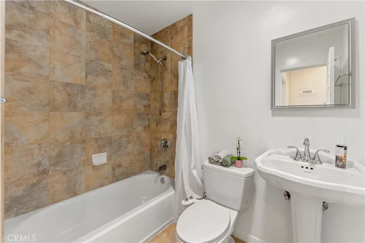 3527 W 225th, Torrance, California 90505