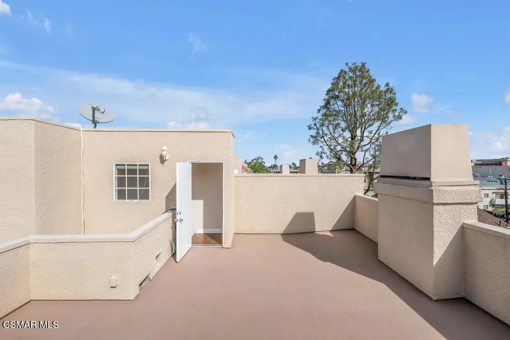 14234 Dickens St Unit 3 - HsHProd-21