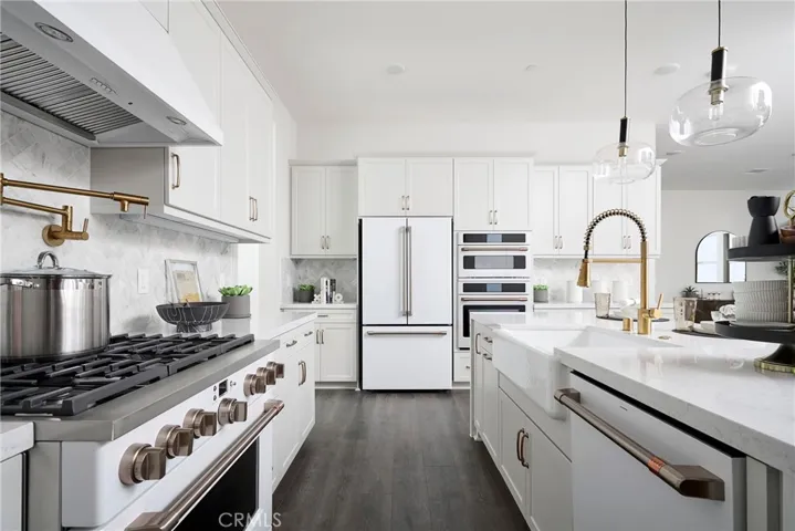Model Photos: Photos shown are of the model home for this floor plan. Actual finishes, features, and landscaping may vary.