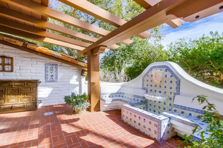 Kitchen Patio