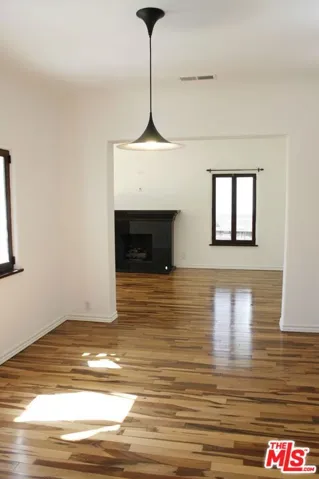 118 N La Peer Drive, Los Angeles, California 90048