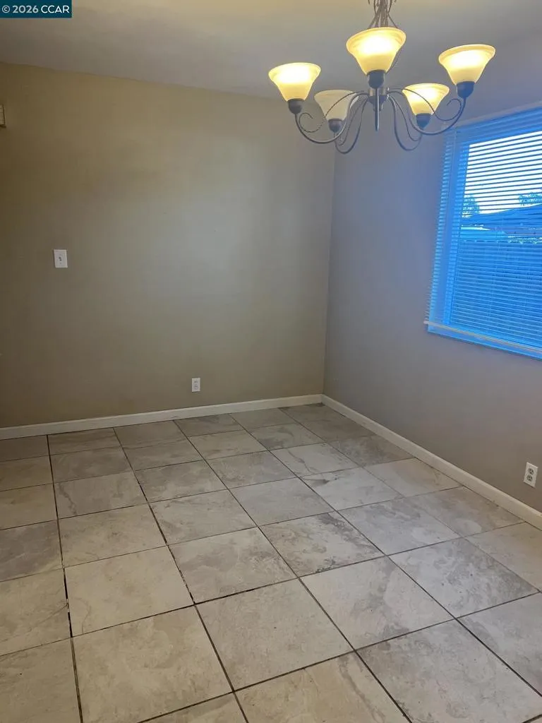 827 Falcon Dr, Vallejo, California 94589 — photo 5