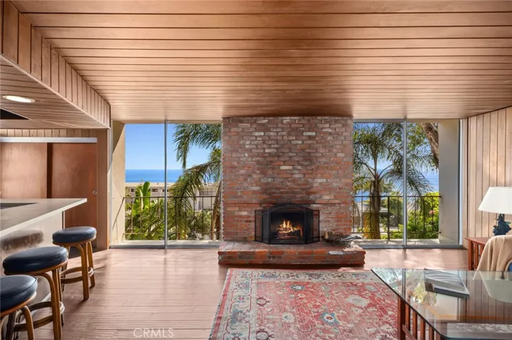 31381 Monterey Street, Laguna Beach, California 92651