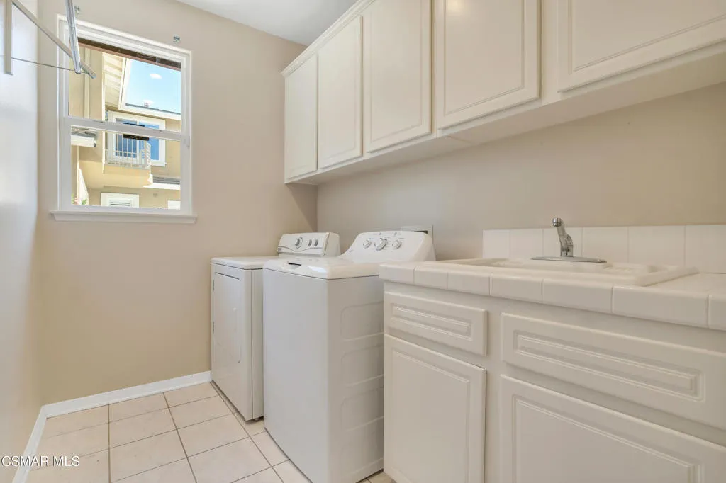 799 Alderdale Ct- HsHProd-28