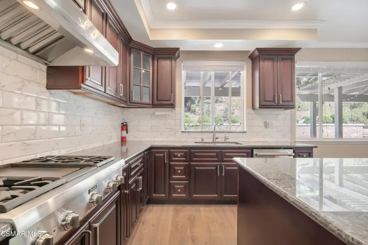 799 Alderdale Ct- HsHProd-25